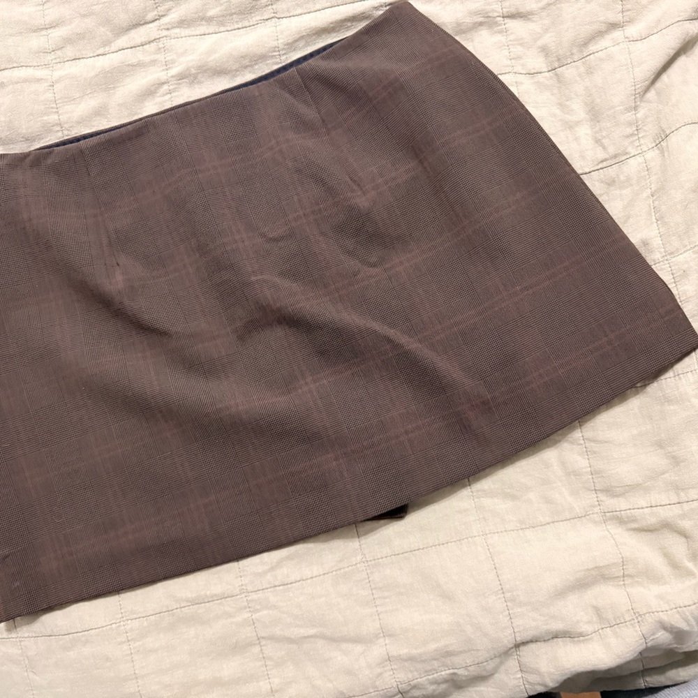 Aritzia Round up skort in brown plaid